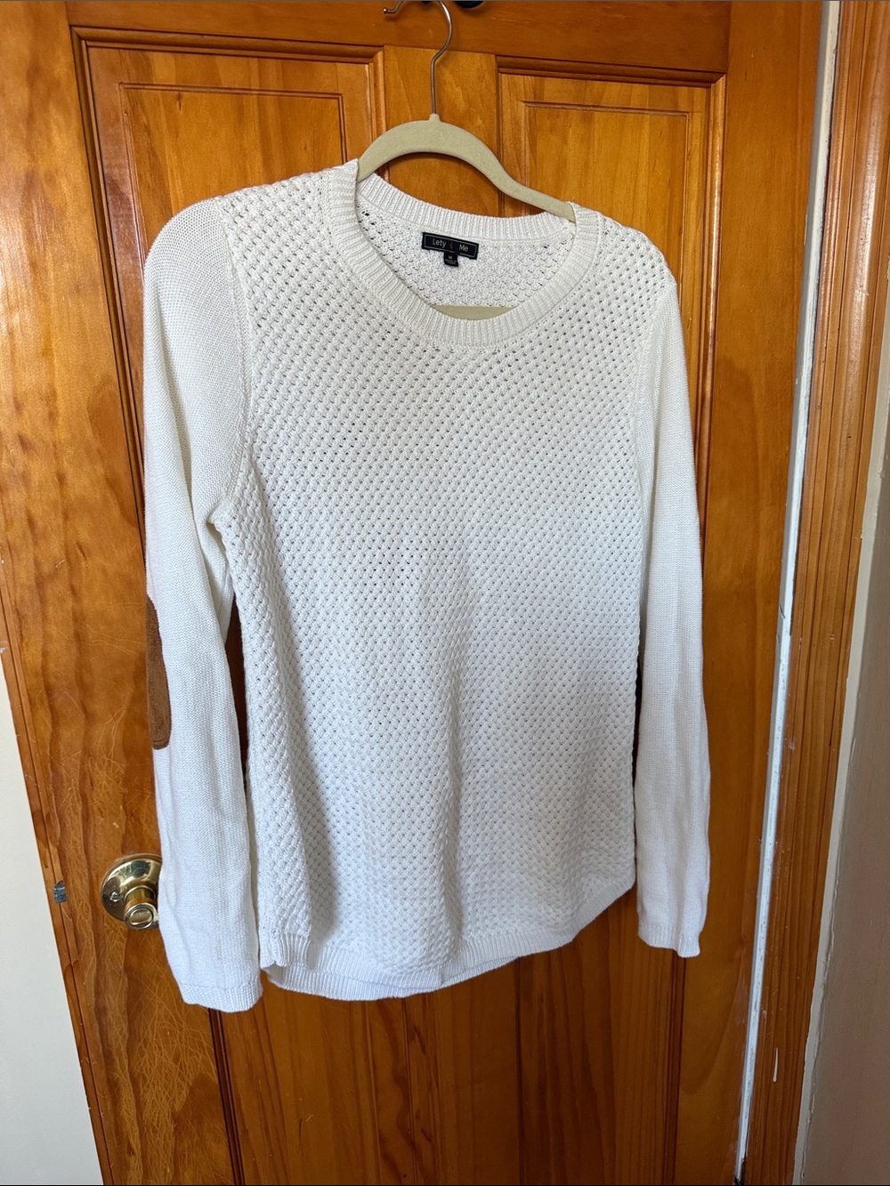 Lety & Me Size Medium sweater cream